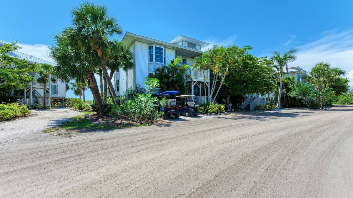 Palm Island Villa | Villa with a Spectacular view of the Gulf plus Resort Amenity Access, A3624A