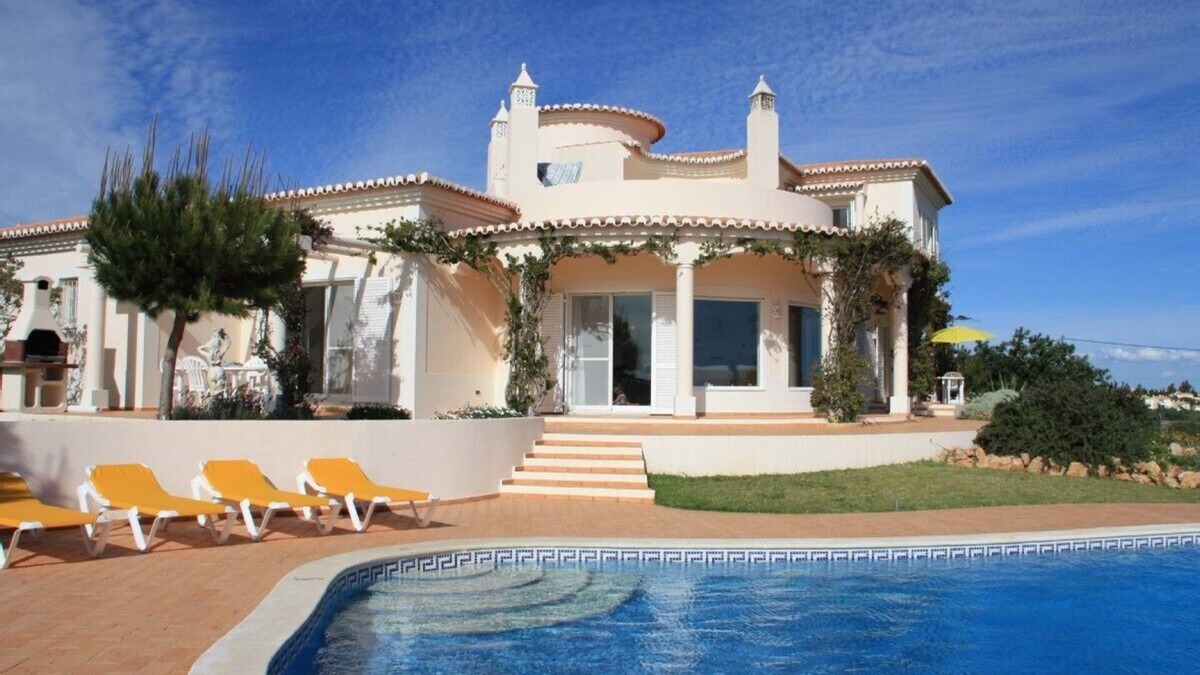 Estombar Villa | Villa with beautiful sea views, pool & spacious gardens