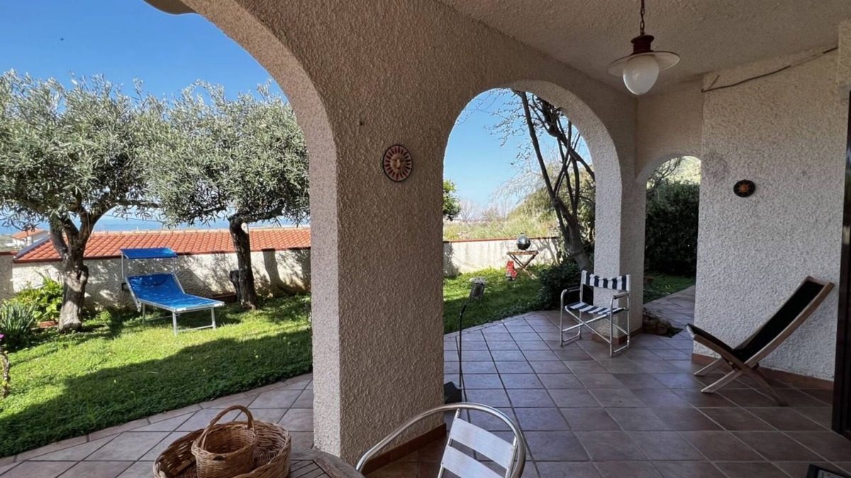 Fuscaldo Villa | Villa with garden near the sea