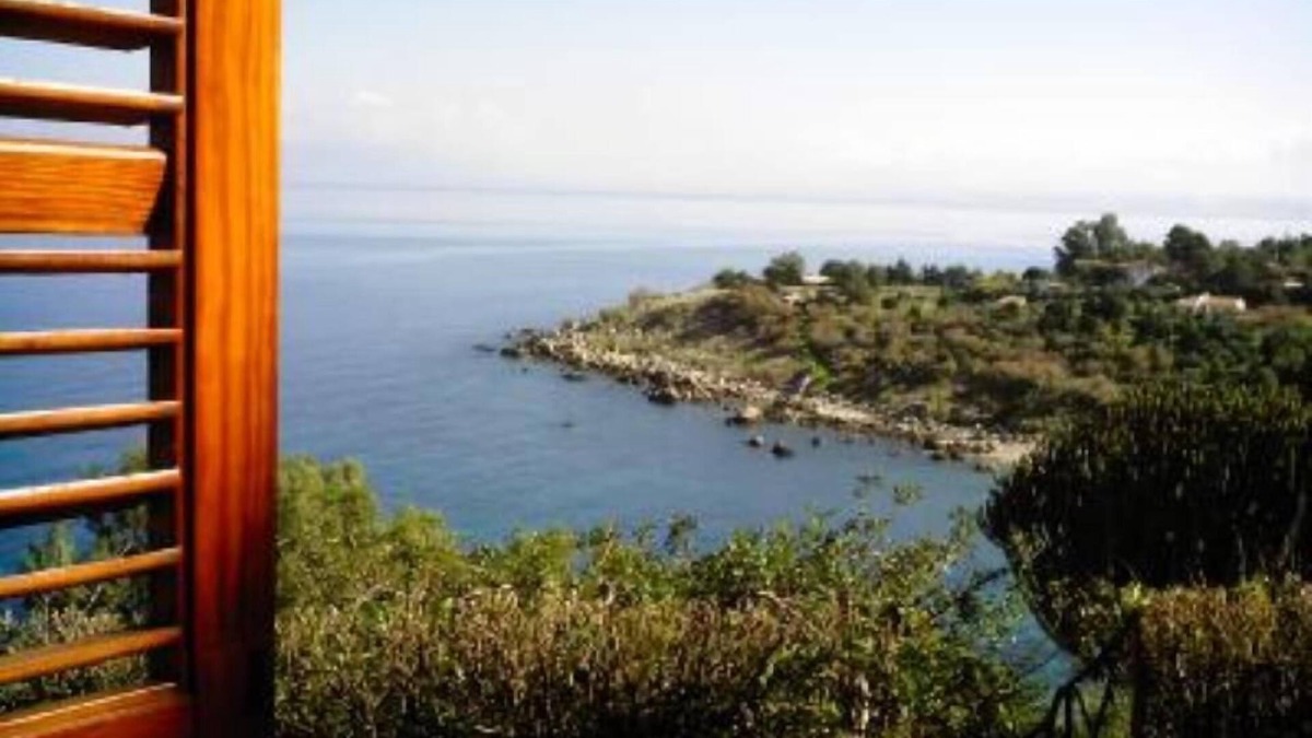 Scopello Villa | Villa with garden - Private access to the sea, in protected environment @WiFi free