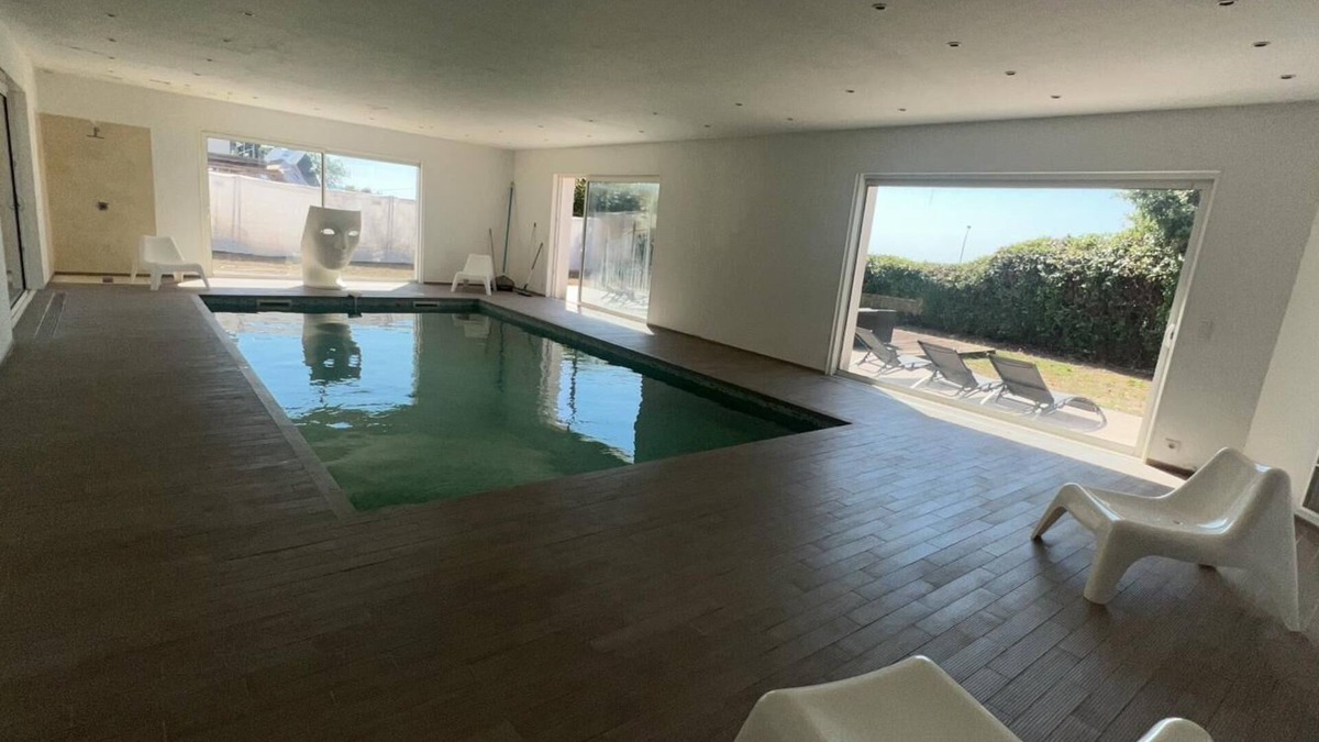 La Gaude Villa | Villa with heated indoor pool and janitor