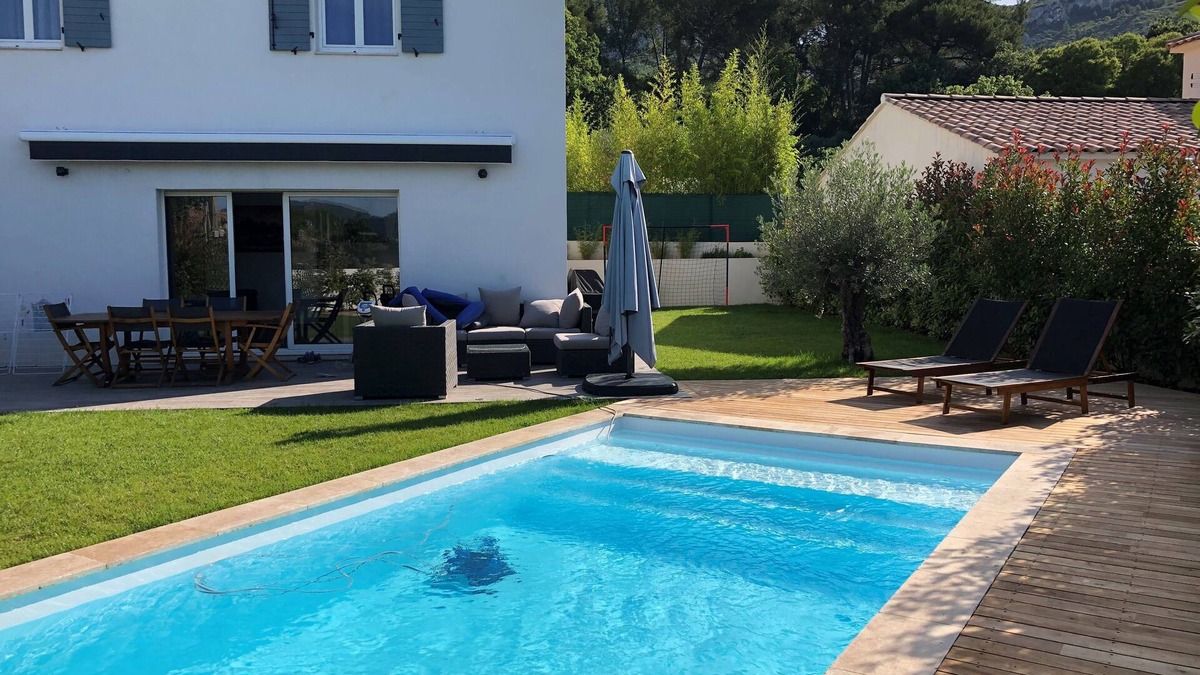 Gemenos Villa | Villa with heated pool between Aix en Provence and Cassis in a Provencal village