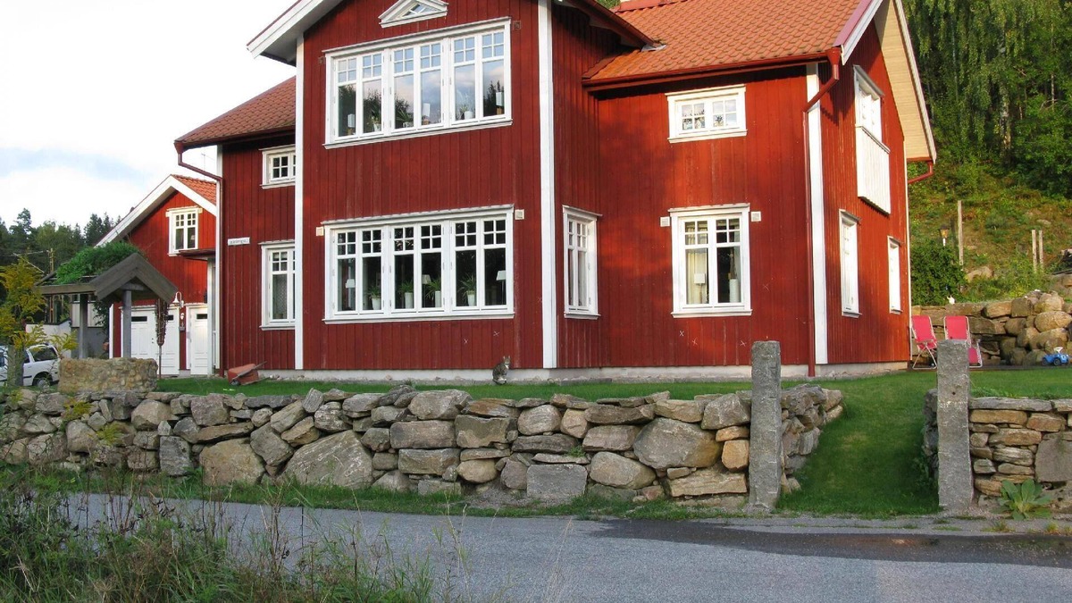 Sjomarken House | Villa with hot tub