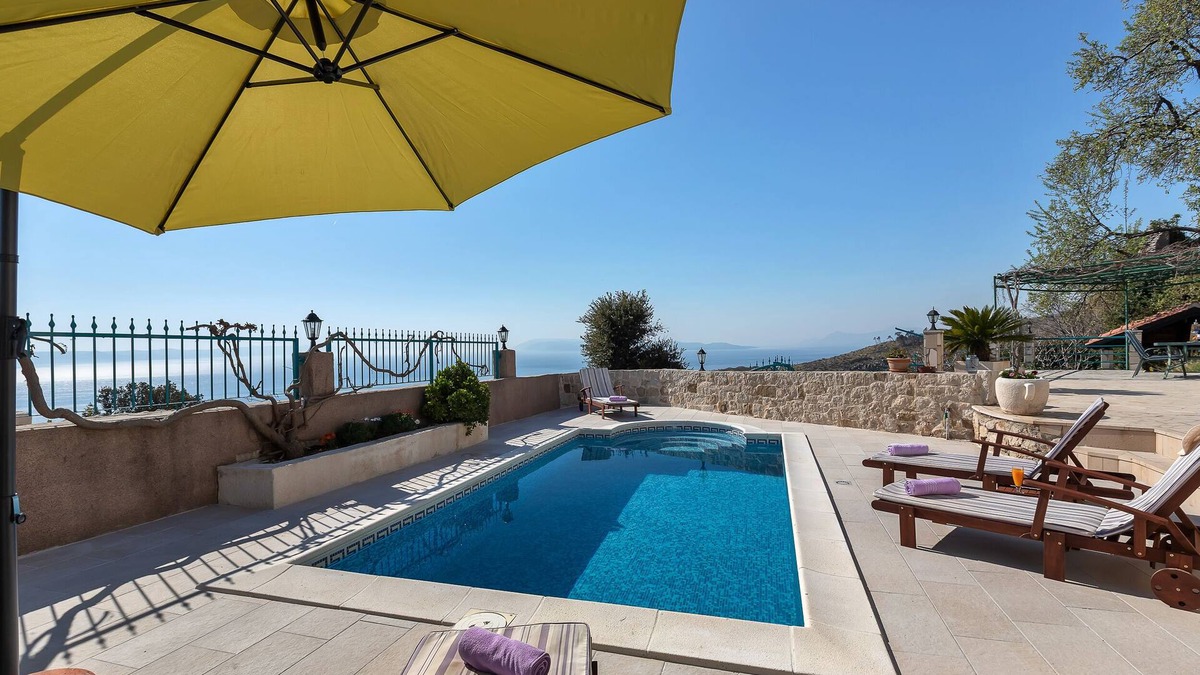 Podgora Villa | Villa With Large Terrace