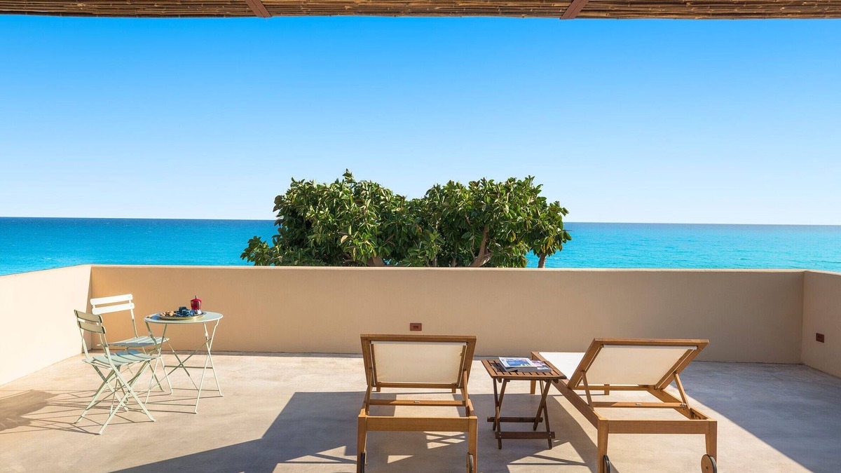 Marina di Modica Villa | Villa with pool, on the sea in Marina di Modica
