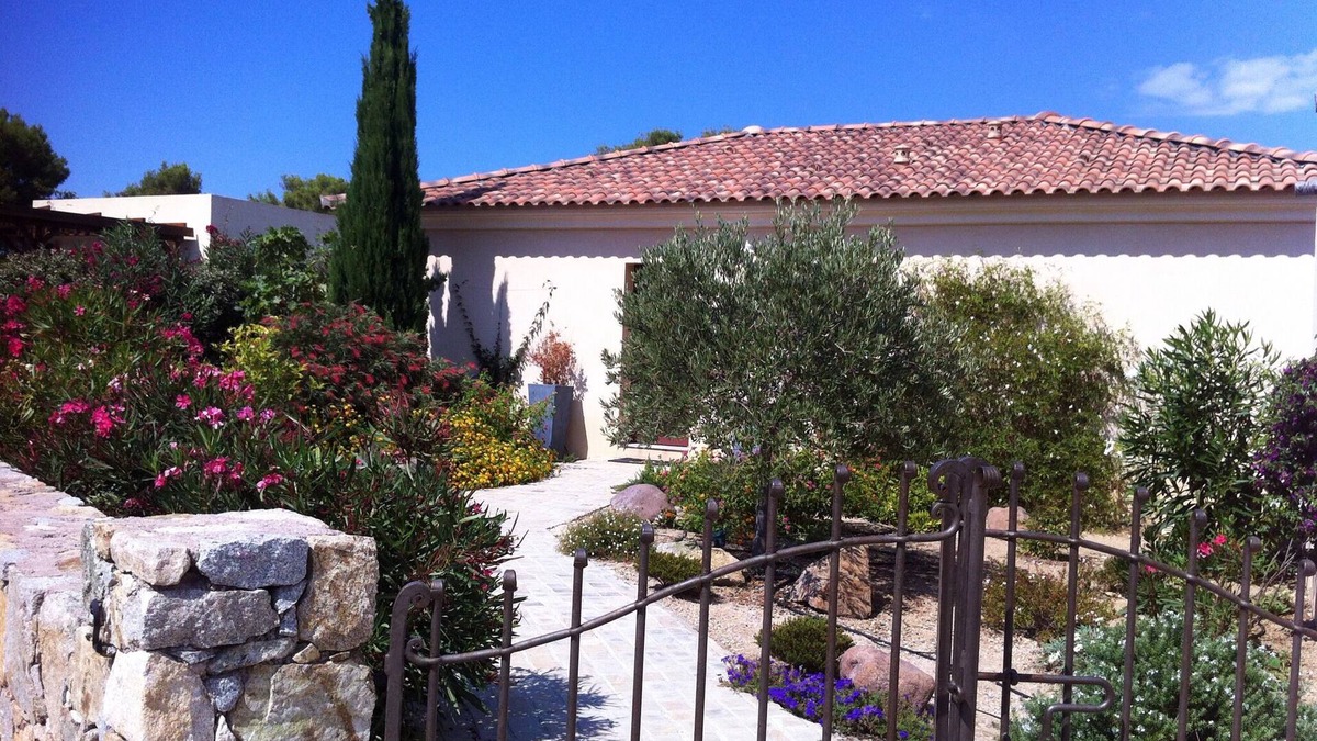 Marine de Saint Ambroggio Villa | Villa with pool, 300m from the sea, for 5 people, fully equipped