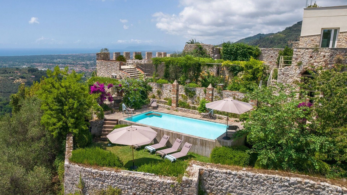 Monteggiori Villa | Villa with pool and amazing view, Camaiore, Tuscany