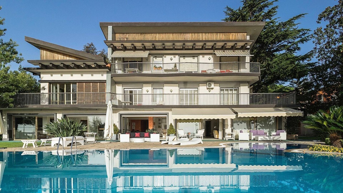 Trecastagni Villa | Villa with pool and stunning views, 22 sleeps!