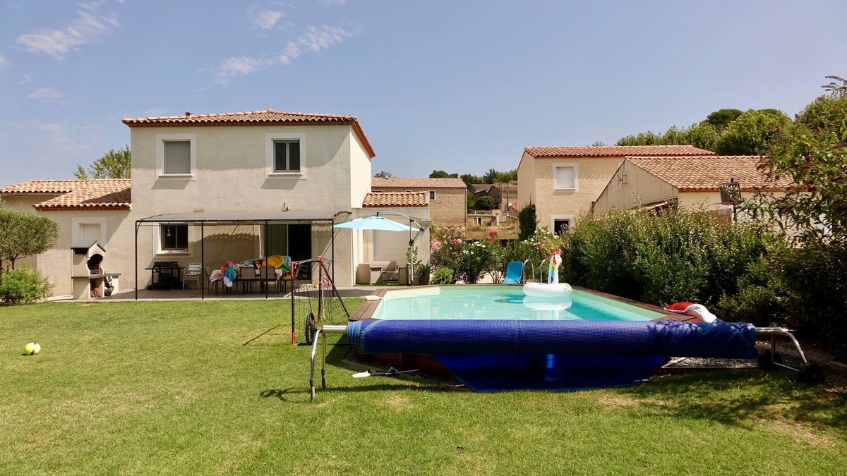 Popian Villa | VILLA WITH POOL AND TRAMPOLINE IN CHARMING VILLAGE VIGNERON