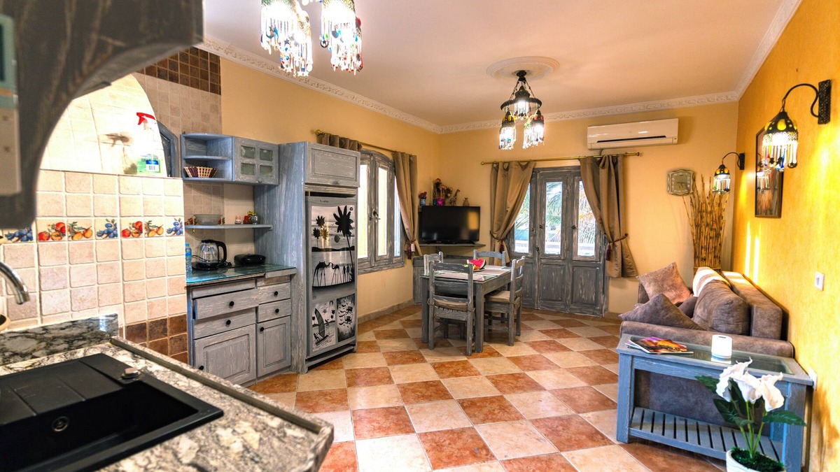Dahab Apartment | Villa with Pool BBQ Grill Garden Beduintent Sunbeds Jacuzzi