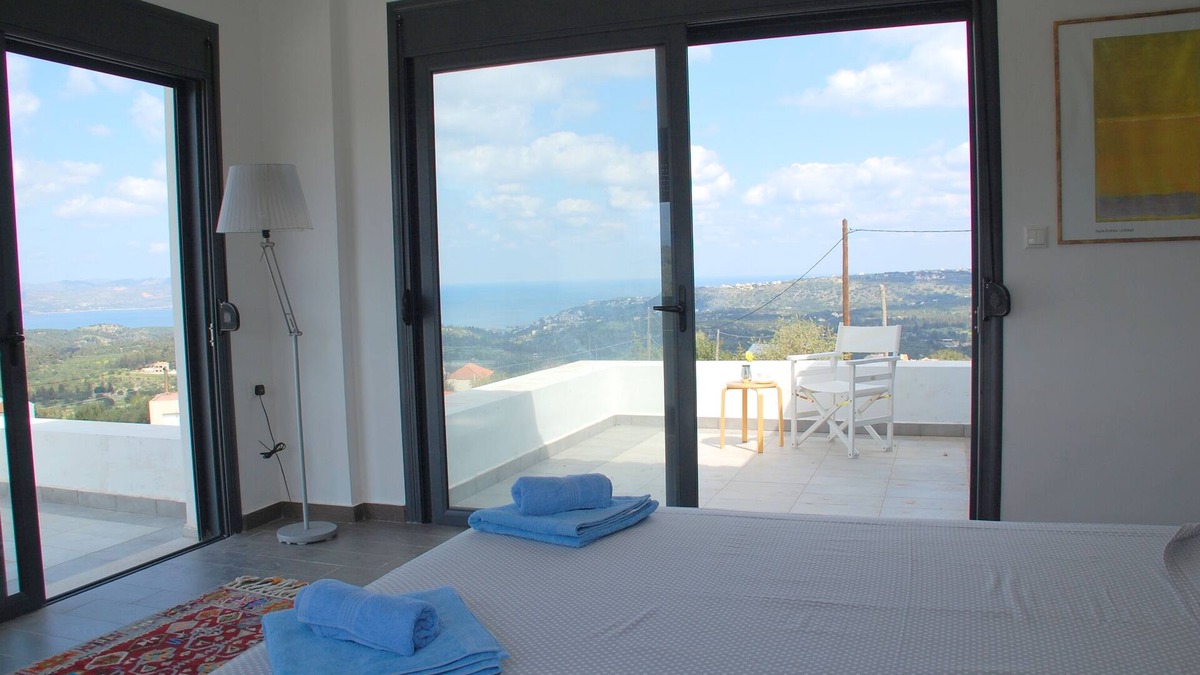 Vamos Villa | Villa with pool for up to 8 persons. Excellent Sea and Mountain Views