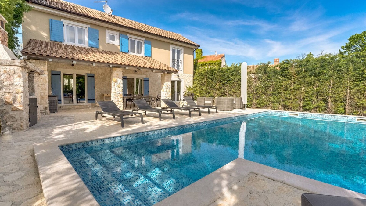 Garica Villa | Villa with pool, in a green area, quiet location -TRAVELER Reiseburo Krk - ID 2150