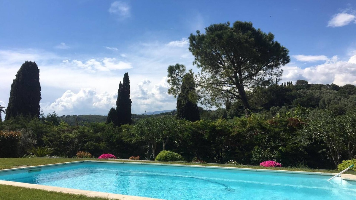 Biot House | Villa with pool near beaches