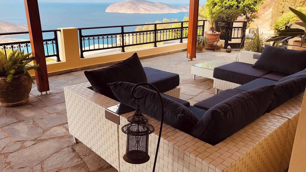Pefki Villa | Villa with Pool Sea View Fitness