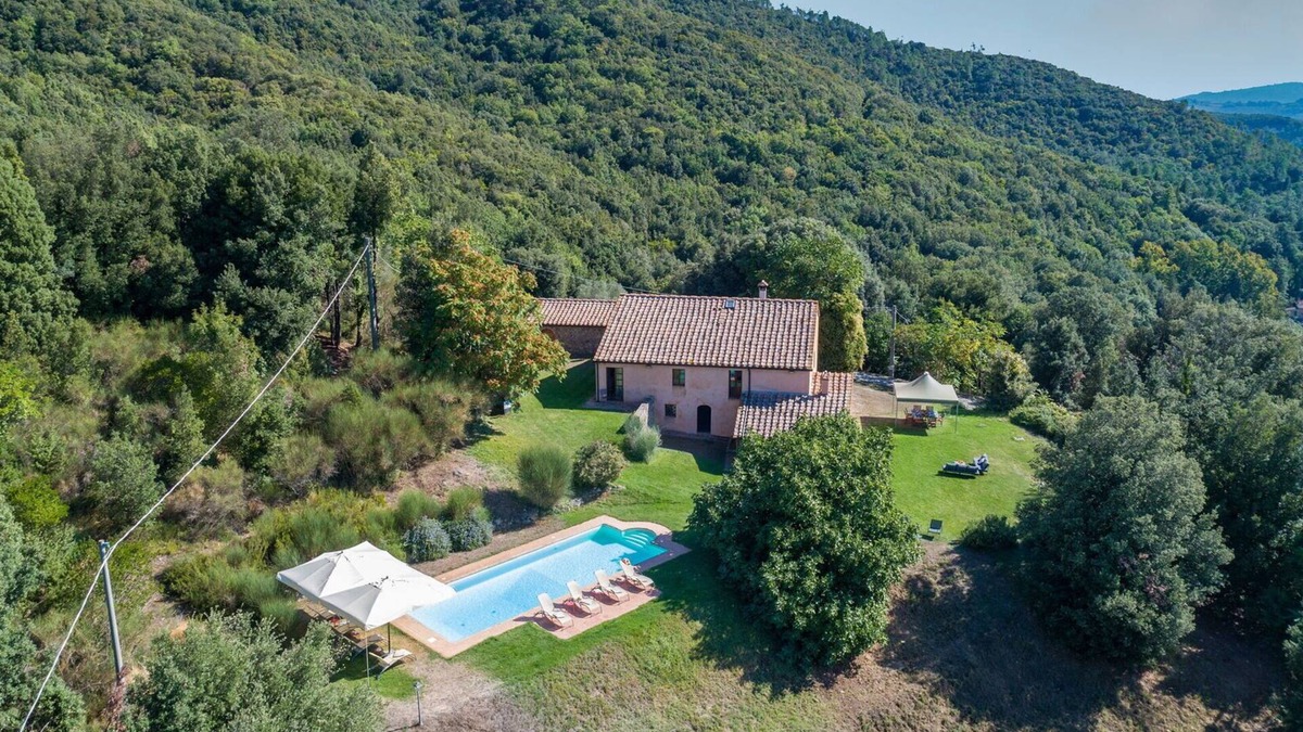 Gambassi Terme Villa | Villa with Pool, Wifi and Panorama Views