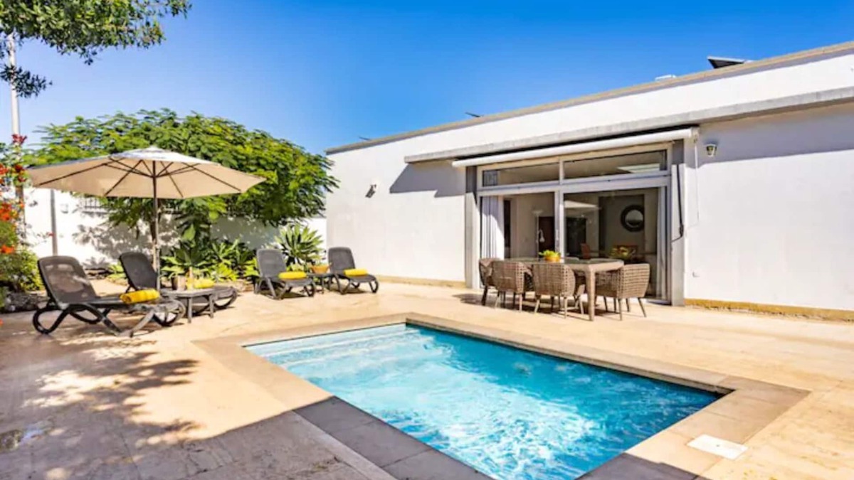 San Miguel de Abona Villa | VILLA WITH PRIVATE HEATED POOL ON THE VERY SOUTH OF TENERIFE WALKING TO VILLAGE