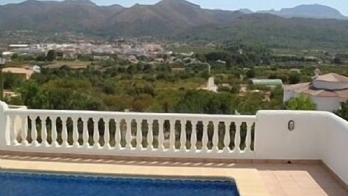 Jalon Villa | Villa with Private Pool and Beautiful Mountain Views over Jalon Valley