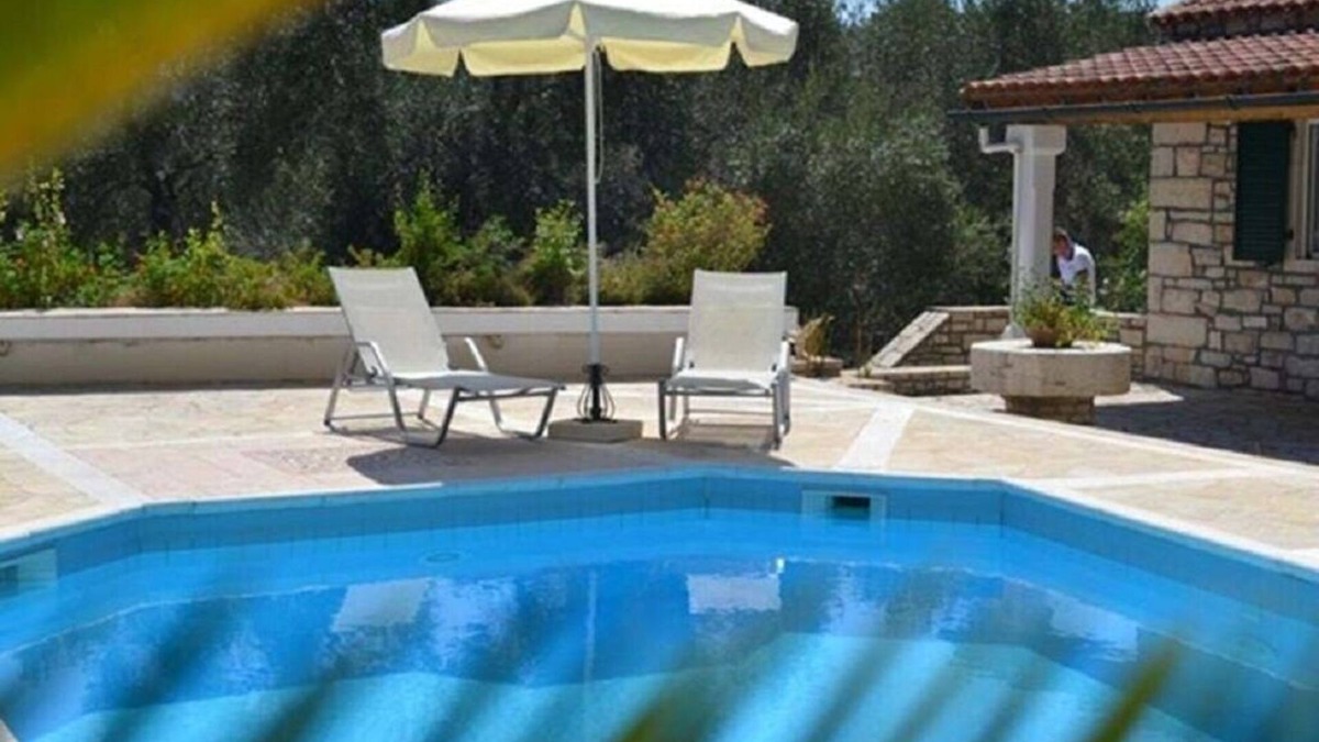 Rantatika Villa | Villa with private pool in peaceful location-Villa Delfini