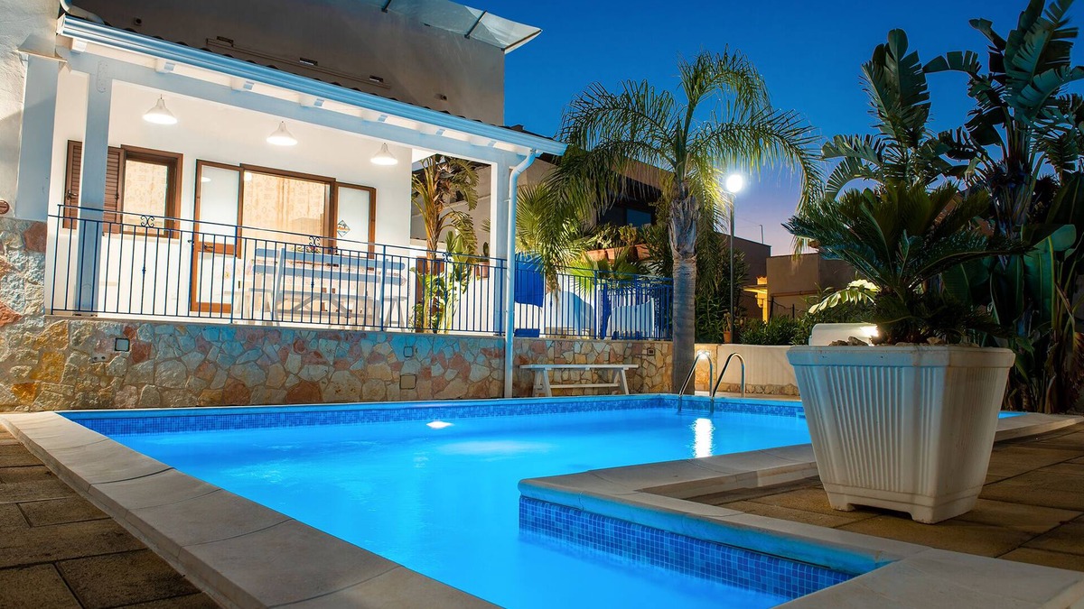 Alcamo Marina Villa | Villa with private pool wifi 150 Mt from the sea 3 bedrooms 3 bathrooms 10 places ob