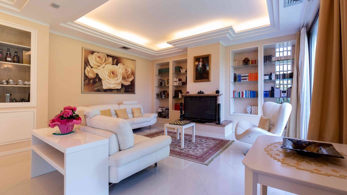 Rimini Villa | Villa with Private Pool, Gymnasium and Sauna for Holidays and Work