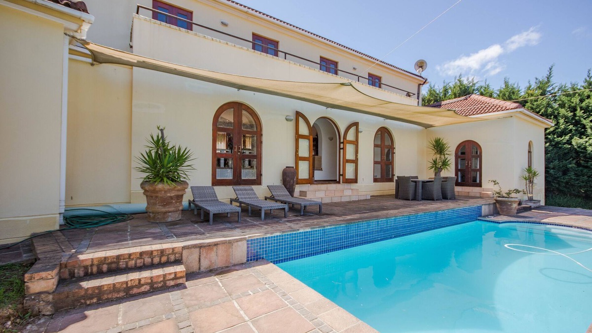 Somerset West Villa | Villa with sea view, pool, 360 sqm living space, ideal for wine lovers and golfers