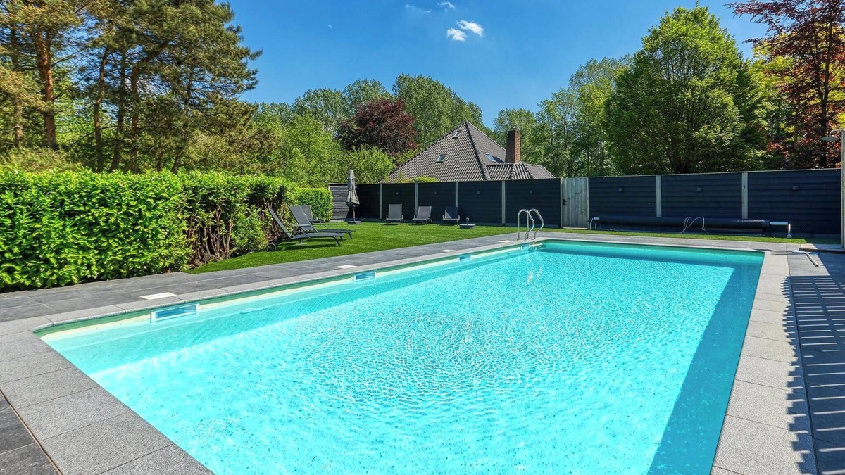 Zeewolde House | Villa with shared pool and wellness (can be booked for private use).