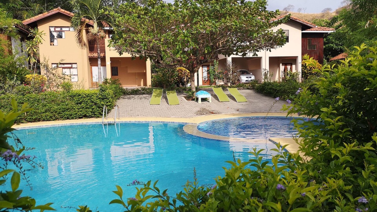 Playa Hermosa Villa | Villa with swimming pool in condominium tranquilo, para familias y cerca de las playas