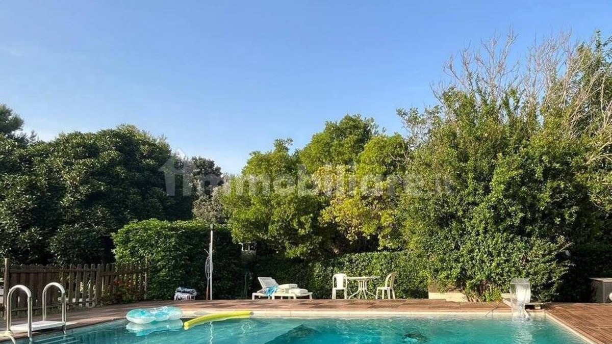 Brindisi Villa | Villa with Swimming Pool, Puglia, Italy, sleeps up to 13 guests.