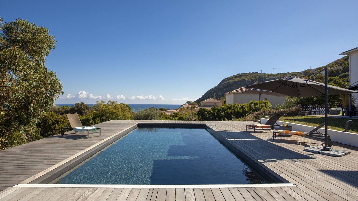 Sisco Villa | Villa with swimming pool, fully air-conditioned, 2 minutes walk from Sisco beach