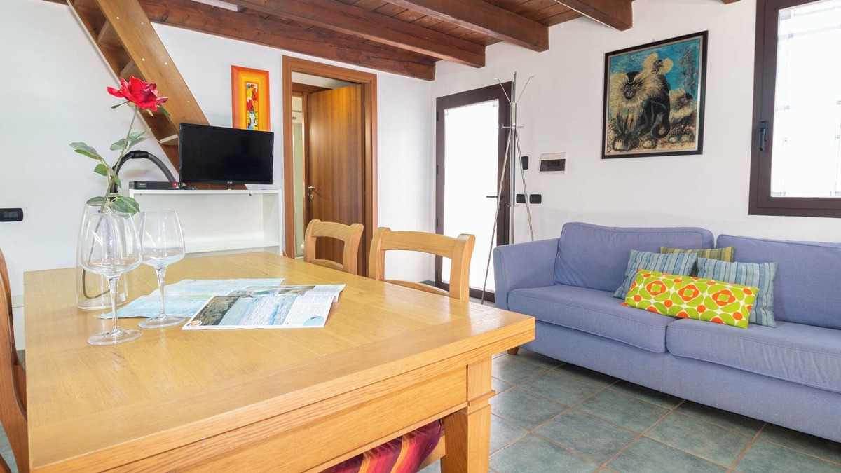 San Vero Milis Villa | Villa Zerrei - One Bedroom Villa, Sleeps 5