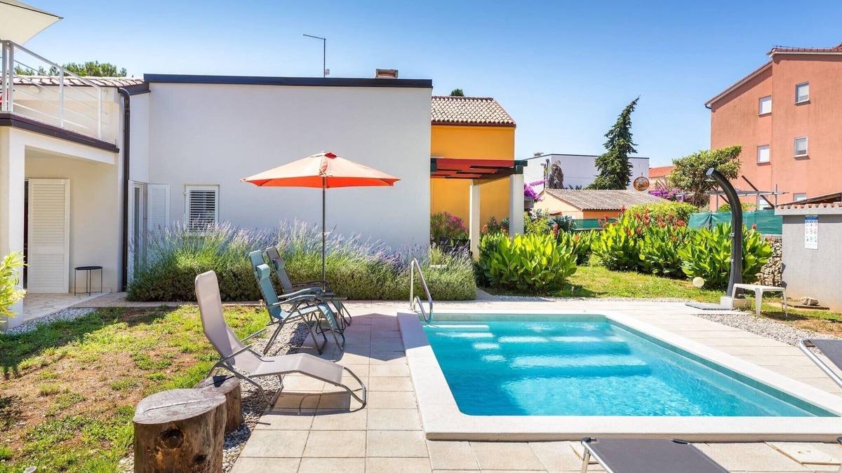 Premantura Villa | Villa Ziziphus - Private Pool with Jacuzzi