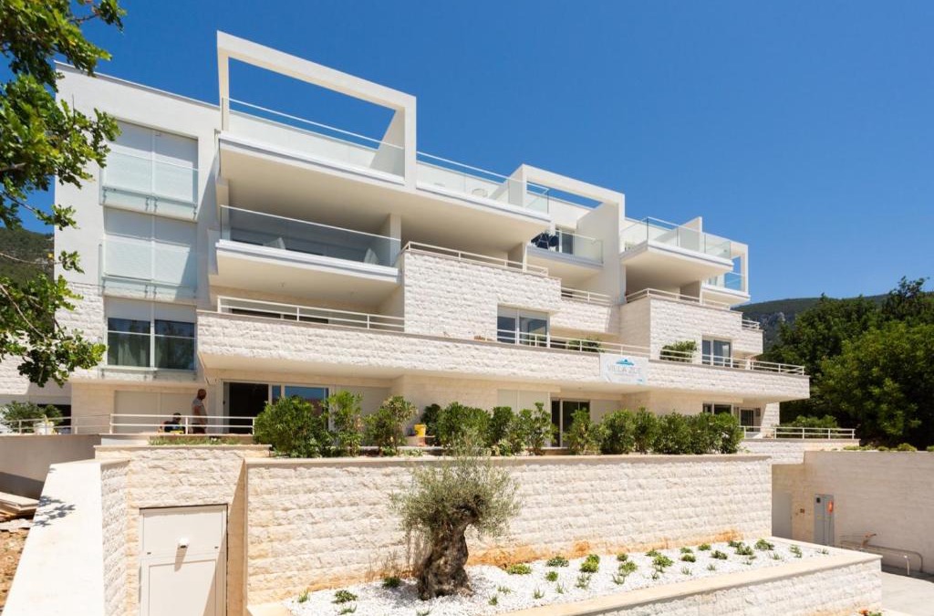 Komiza Apartment | Villa Zoe Suites