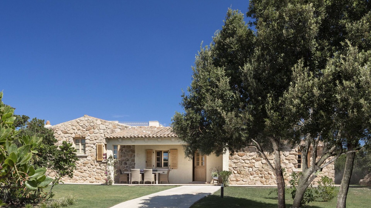 Arzachena Villa | Villa 'Zolo' with Sea View, Wi-Fi and Air Conditioning