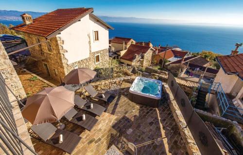 Obrs Villa | Villa Zora with hot tub, Mošćenička Draga - Obrš