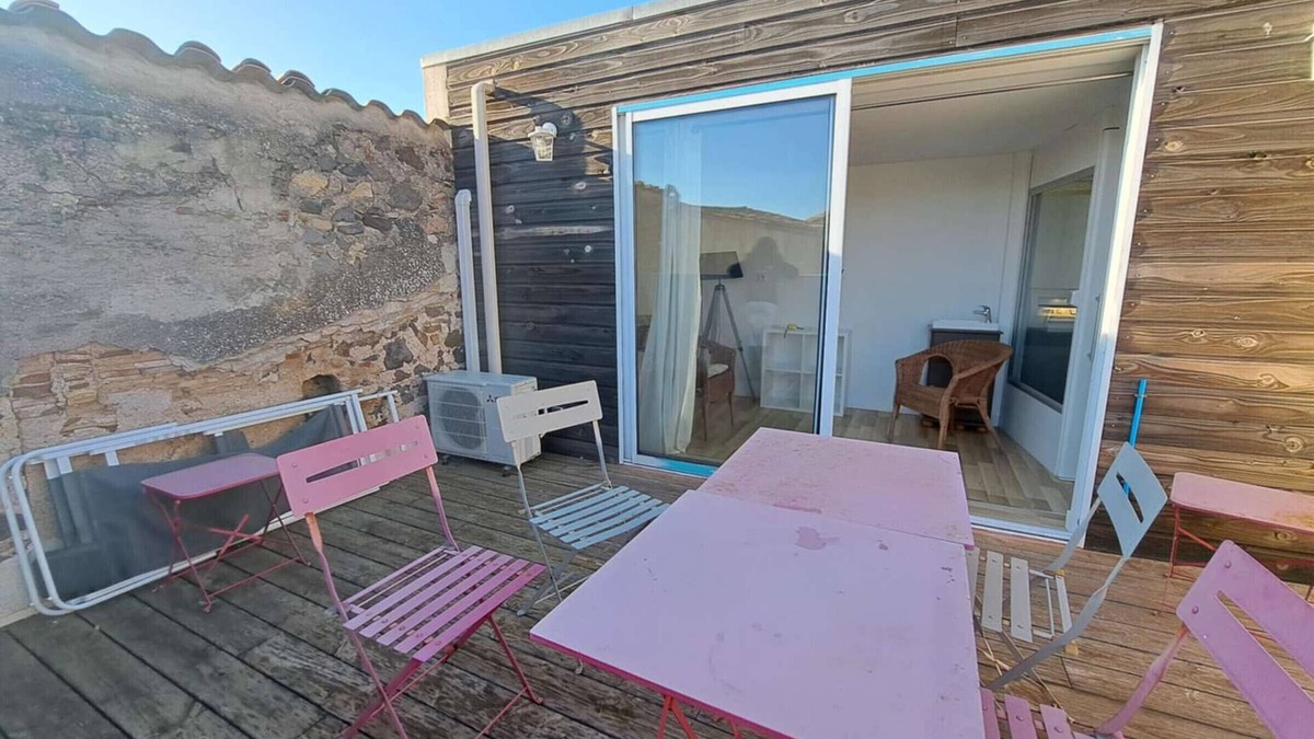 Marseillan House | Village house in Marseillan with elevator and rooftop terrace