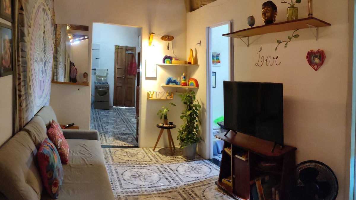 Marau House | Village house in Praia de Algodões with coconut trees and the sound of the sea