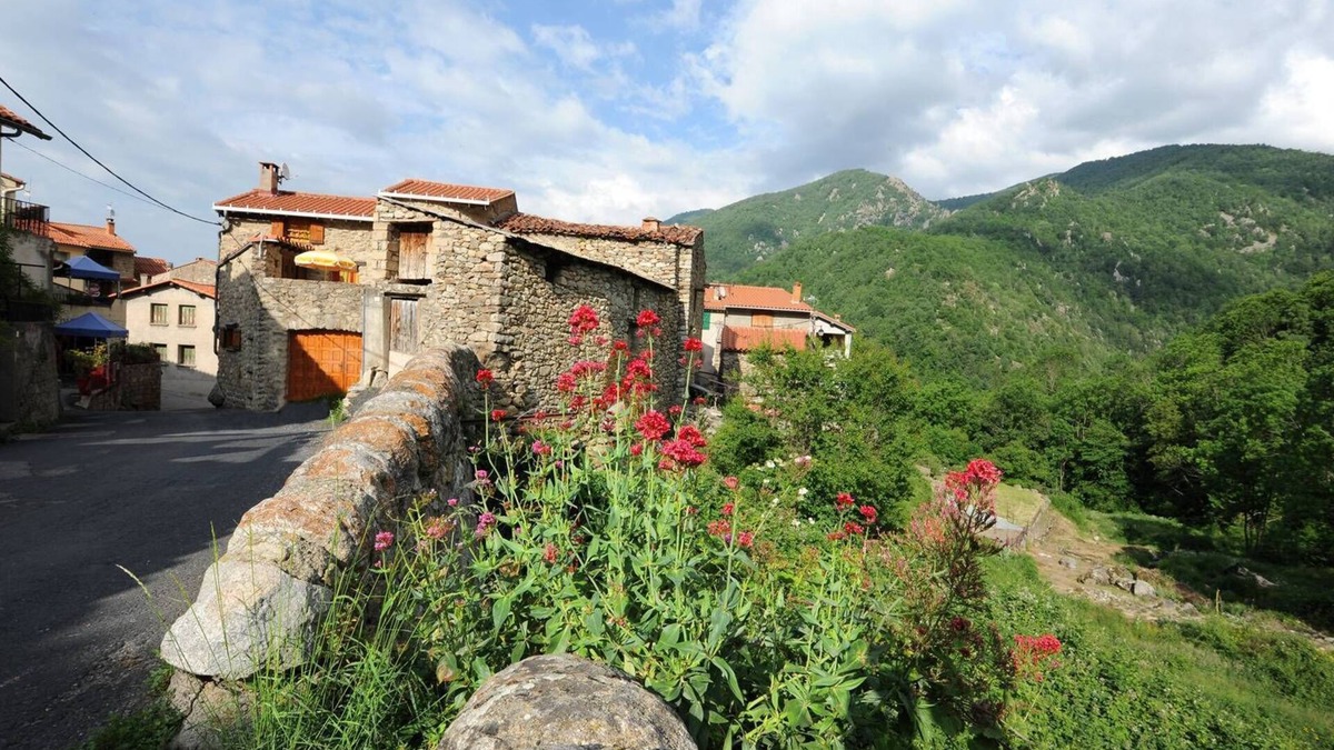 Py House | Village house with terrace and charm classified 3 stars in PY