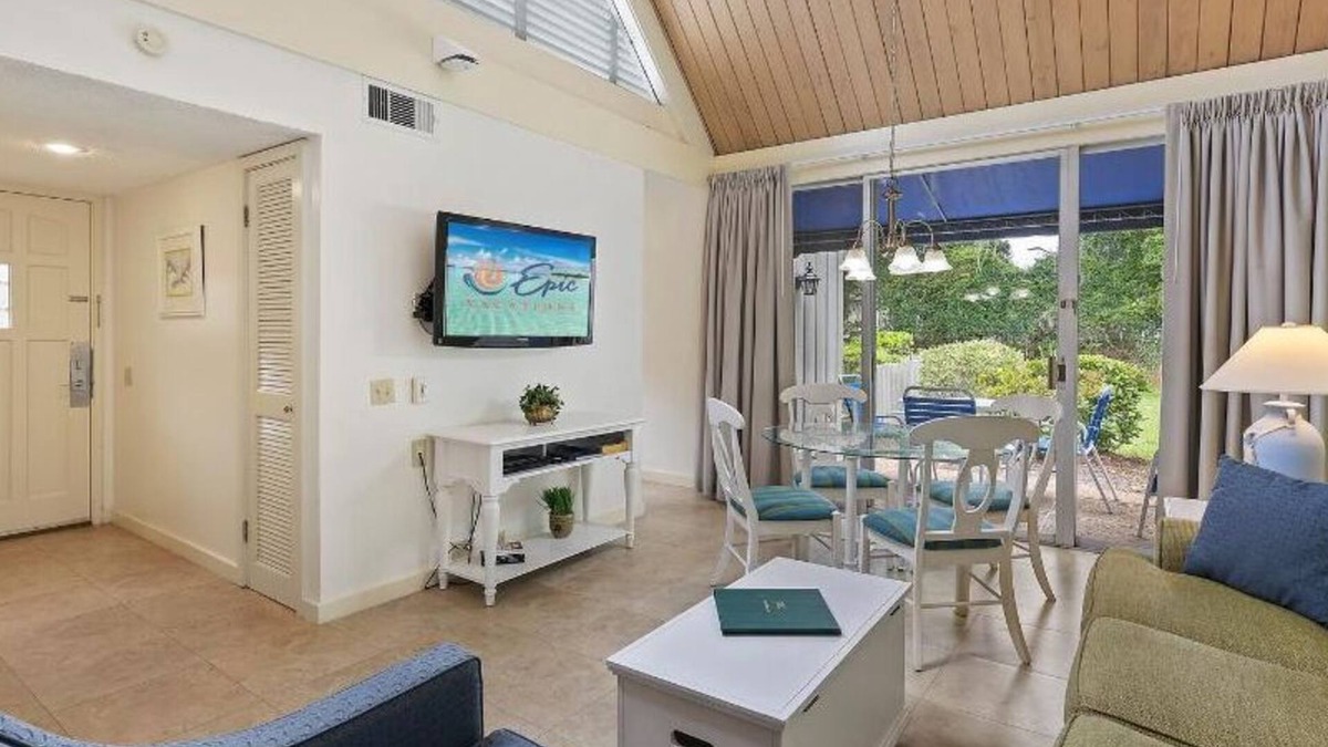 Palmetto Dunes Resort | Village Large Studio in Palmetto Dunes. Great location, Close to the Beach