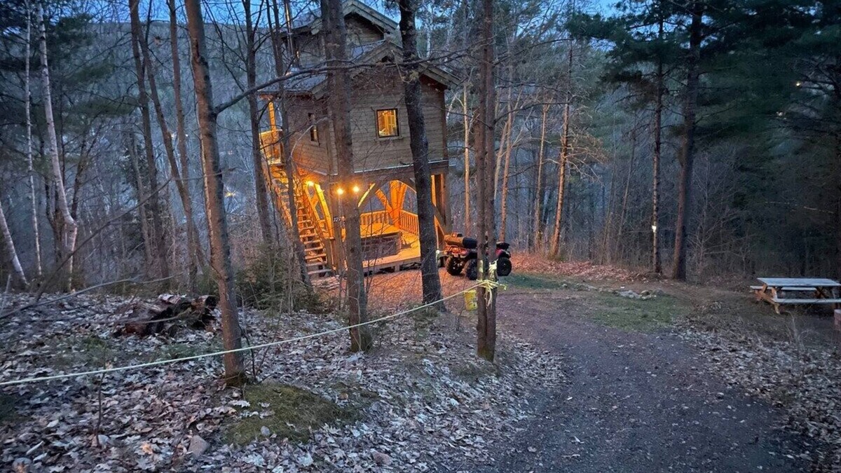 Sainte-Beatrix Ski Chalet | Village Perché - Mésange - Spa