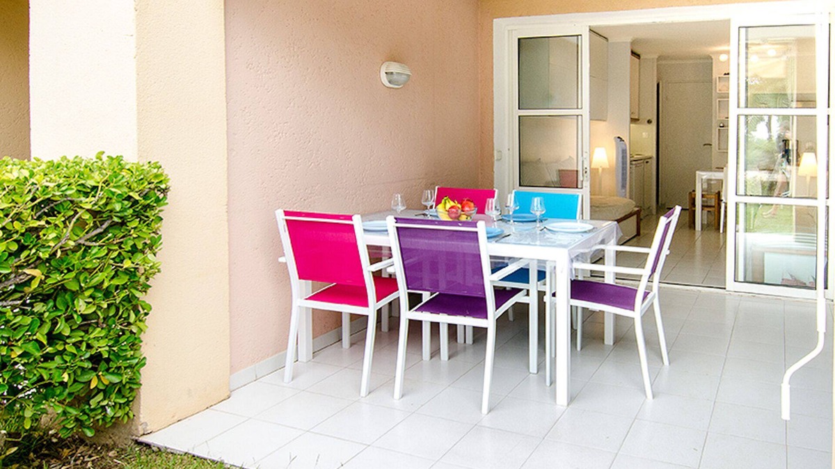 Cap Esterel Apartment | VILLAGE STONE AND HOLIDAY CAP ESTEREL 2 ROOMS 4/5 PERS 28 m2