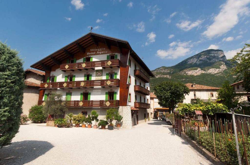 Calliano Hotel | Villaggio Hotel Aquila