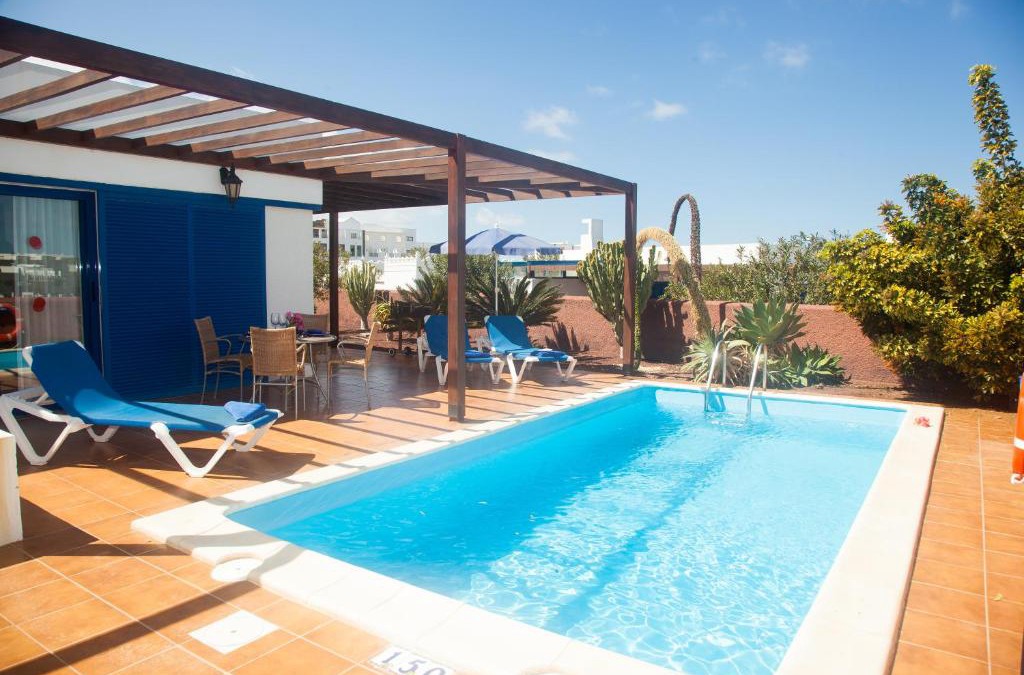 Playa Blanca Resort | Villas Las Marinas
