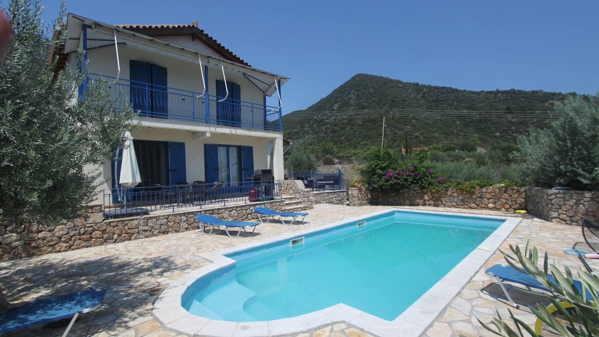 Livadi Villa | Villas Lidia - Ilios