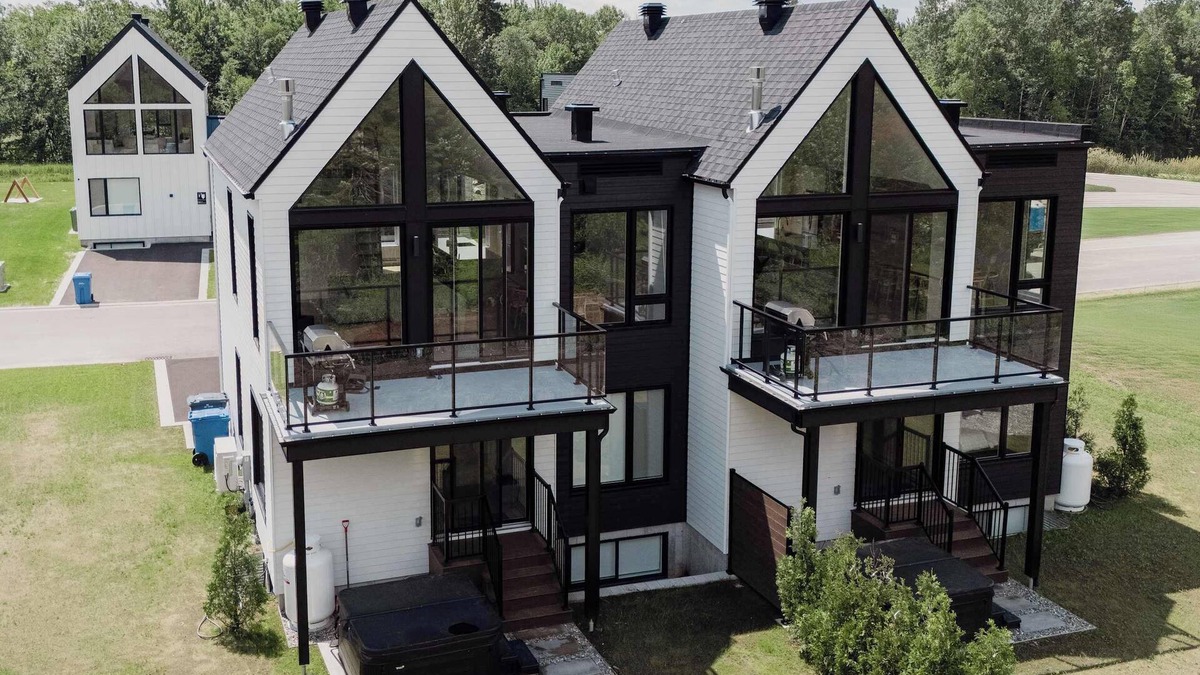 Beaupre Ski Chalet | Villas Perspectives Spa and Mountain