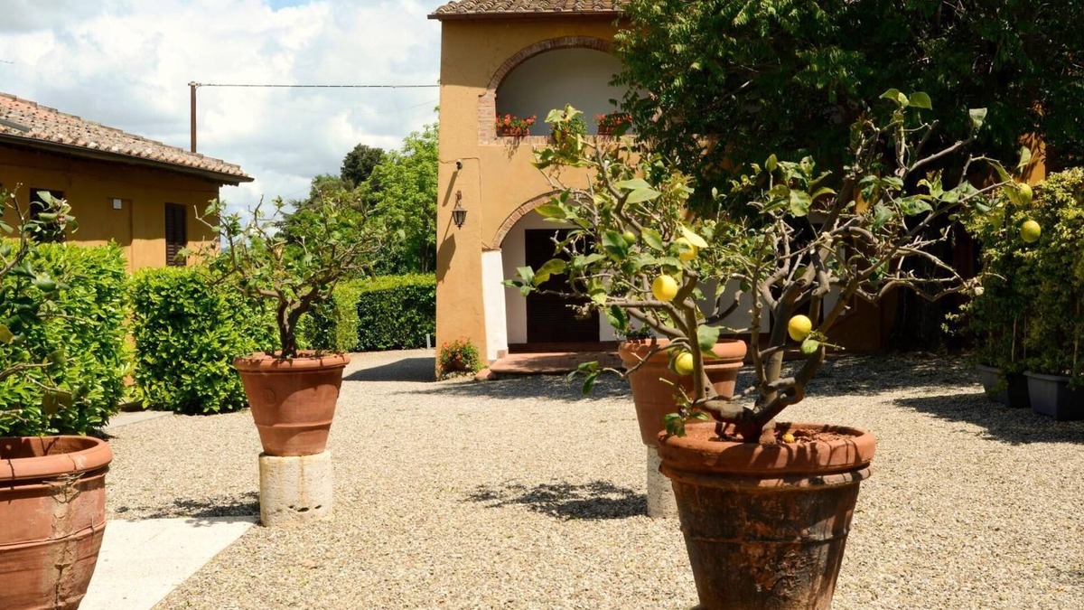 Siena Villa | Villas with garden and pool in the heart of Tuscany in Siena for 16 people