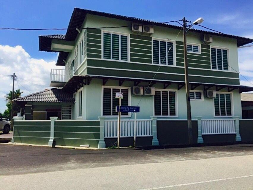 Kuantan House | Villasuri Homestay