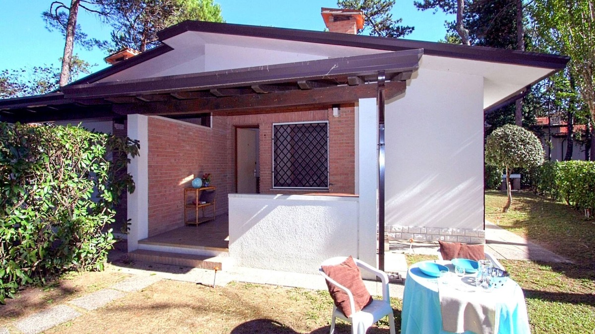 Lignano Pineta House | Ville Capinera by Interhome