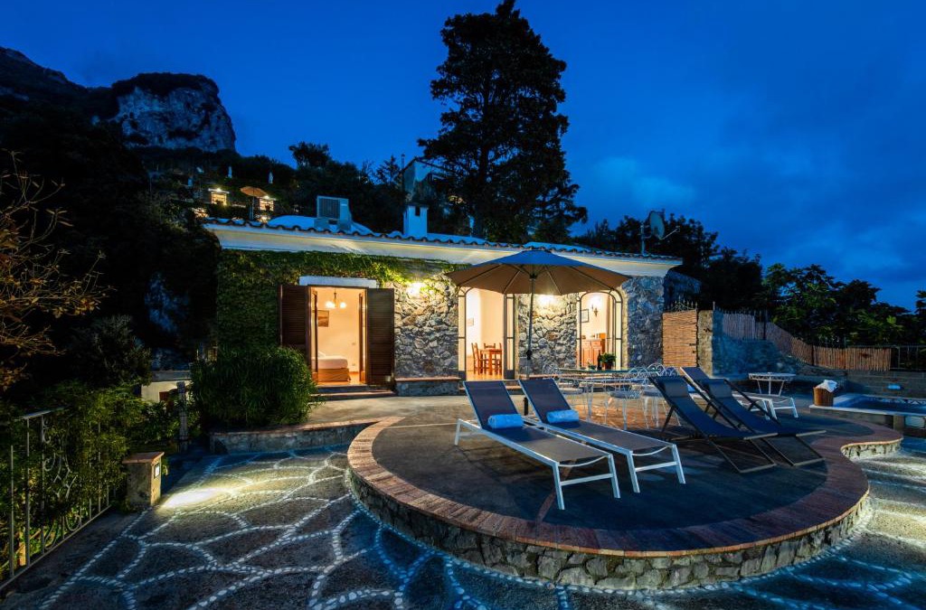 Path of the Gods Apartment | Ville Olimpo