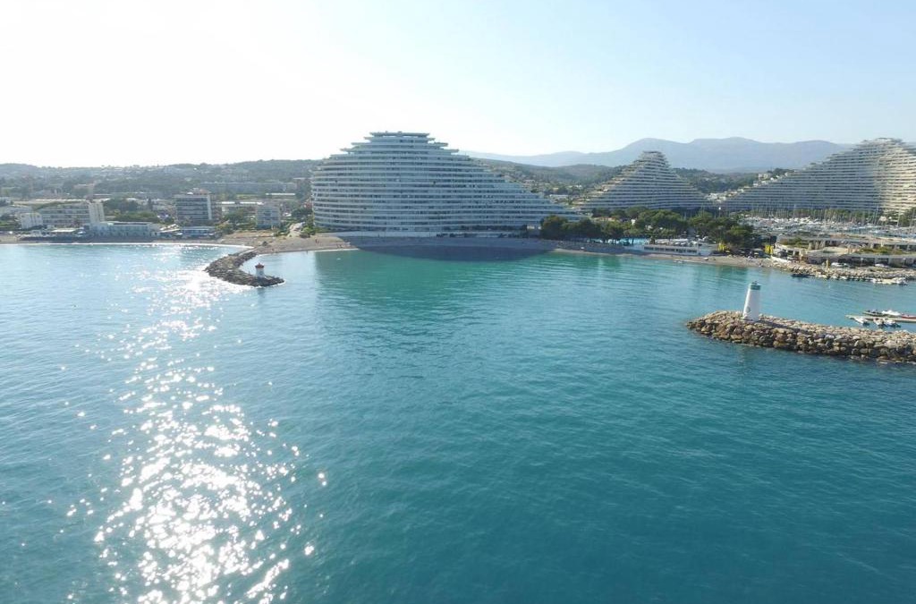 Villeneuve Loubet Beach Apartment | Villeneuve-Loubet : Appartement avec Terrasse, Climatisation et Garage - FR-1-252A-34