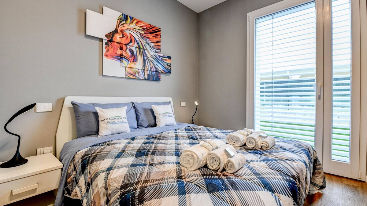 Peschiera del Garda Ski Chalet | Villetta Dolci Luxury Home - A2